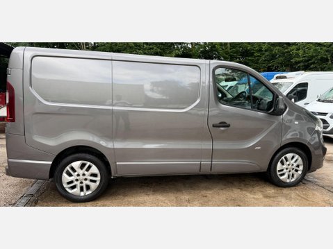 Vauxhall Vivaro 1.6 CDTi 2700 BiTurbo Sportive L1 H1 Euro 6 (s/s) 5dr 9