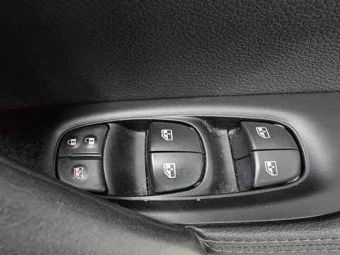 Nissan Qashqai 1.5 dCi N-Connecta Euro 6 (s/s) 5dr 43