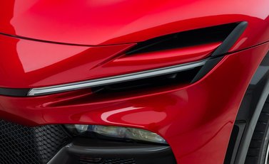 Ferrari Purosangue V12 38