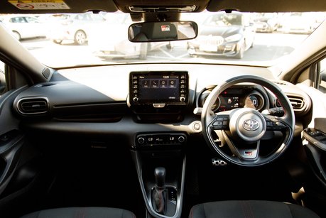 Toyota Yaris GR SPORT