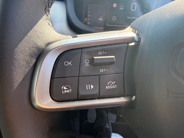 Jeep Avenger SUMMIT 19