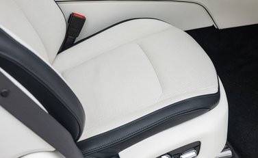 Rolls-Royce Spectre 14