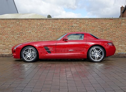 Mercedes-Benz SLS AMG 7
