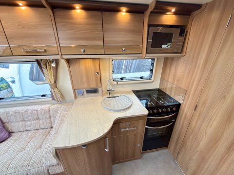 Bailey Unicorn Cabrera  20