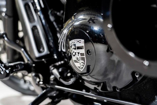Harley-Davidson V-Rod VRSCDX NIGHT ROD SP 1250 14. BESPOKE ONE-OFF EXAMPLE. 400 SECTION REAR. 3