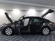 Vauxhall Insignia SRI NAV CDTI S/S 6