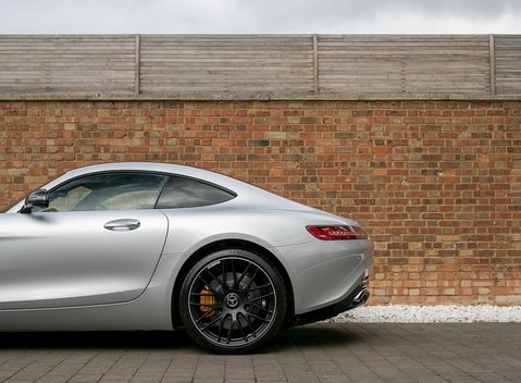 Mercedes-Benz Amg GT GT S 28