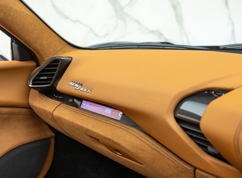 Ferrari 488 SPIDER 24