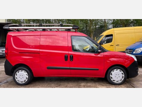 Vauxhall Combo 1.6 Turbo D 2000 Edition Panel Van 4dr Diesel Manual L1 H1 Euro 6 (75 ps) 6