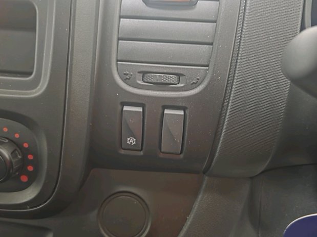 Renault Trafic TRAFIC SWB DIESEL dCi 145 High Roof Business Fridge Van 7