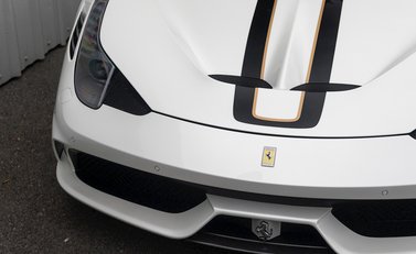 Ferrari 458 Speciale Aperta 28