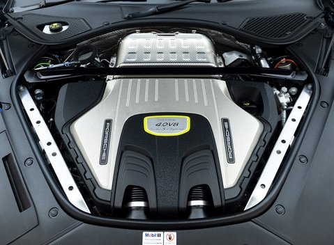 Porsche Panamera Turbo S E-Hybrid Sport Turismo 28