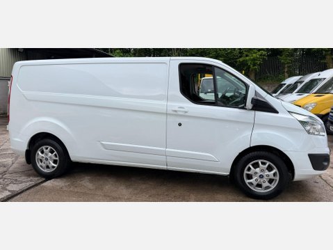 Ford Transit Custom 2.2 TDCi 290 Limited Panel Van 5dr Diesel Manual L2 H1 (186 g/km, 123 bhp) 8