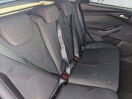 Ford Focus ST-LINE 18