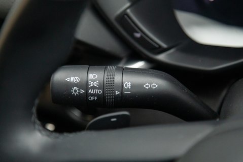 Mazda MX-30 FIRST EDITION 18