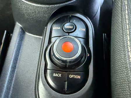 Mini Hatch COOPER CLASSIC 33