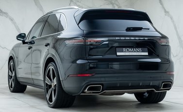 Porsche Cayenne V6 E-Hybrid 7