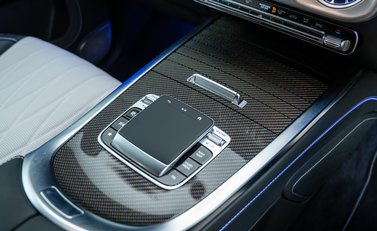 Mercedes-Benz G Class AMG G 63 CARBON EDITION 29