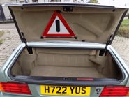 Mercedes-Benz SL Series 500SL-32 33