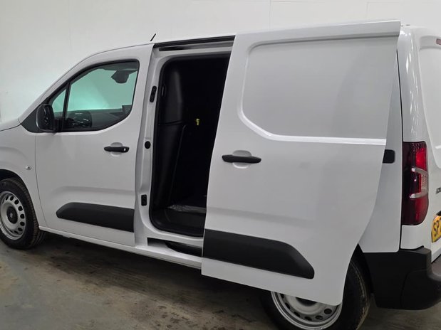 Fiat Doblo Doblo L1 1.5 MultiJet 100 H1 Van Plus 17