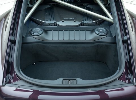 Porsche Cayman GT4 RS (718) 46