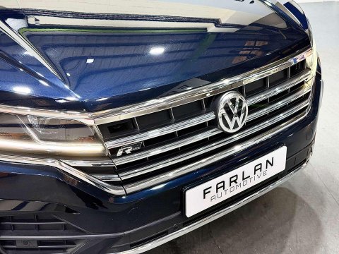 Volkswagen Touareg 3.0 TDI V6 R-Line SUV 5dr Diesel Tiptronic 4Motion Euro 6 (s/s) (286 ps) 41