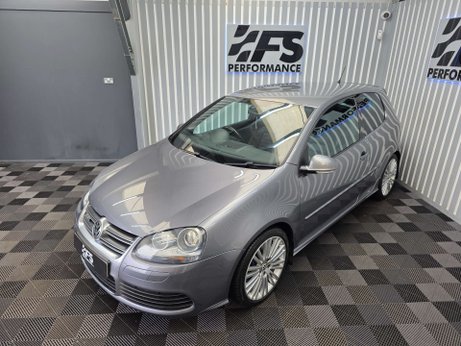 Volkswagen Golf 3.2 Golf R32 4WD 3dr 7