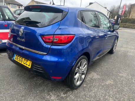 Renault Clio ICONIC TCE 8