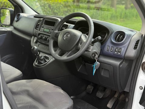 Vauxhall Vivaro 1.6 CDTi 2900 BiTurbo L2 H1 Euro 6 (s/s) 5dr (9 Seat) 5