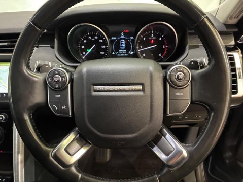 Land Rover Discovery 3.0 TD V6 HSE Auto 4WD Euro 6 (s/s) 5dr 50