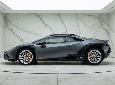 Lamborghini Huracan STERRATO 5