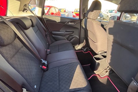 Honda Jazz I-VTEC S AUTOMATIC LOOK! ONLY 50000 MILES! £20 ROAD TAX 4 SERVICES 8