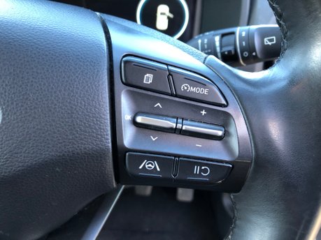 Hyundai KONA T-GDI SE CONNECT MHEV 53,000m, 1 owner Euro 6 ULEZ compliant 19