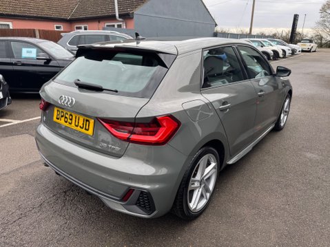 Audi A1 S LINE 35 TFSI S-A 2