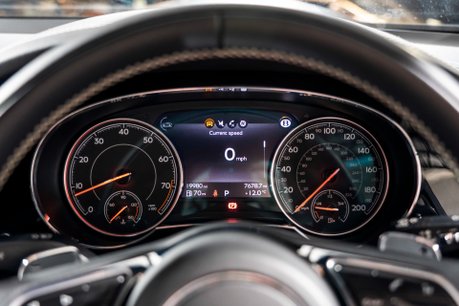 Bentley Bentayga V8. NOW SOLD. SIMILAR REQUIRED. PLEASE CALL 01903 254800. 29