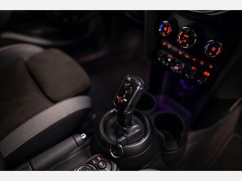 Mini Hatch 1.5 Cooper Sport Steptronic Euro 6 (s/s) 5dr 19