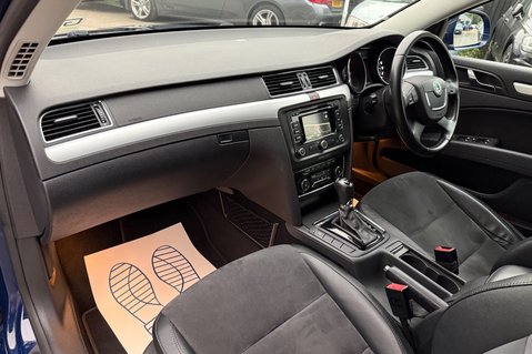 Skoda Superb SE PLUS TDI CR DSG - 2 OWNERS - 14 SERVICES - NEW MOT 16