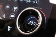 Land Rover Range Rover 4.4 Range Rover Vogue SE SDV8 Auto 4WD 5dr 39