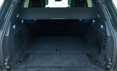 Land Rover Range Rover P530 AUTOBIOGRAPHY 38