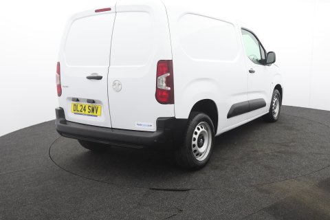 Vauxhall Combo Cargo 1.5 Turbo D 2300 Prime SWB Euro 6 100 ps 31