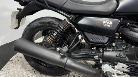 Moto Guzzi V7 853 STONE 2022 PROJECT BIKE SPARES OR REPAIR RETRO ROADSTER 12