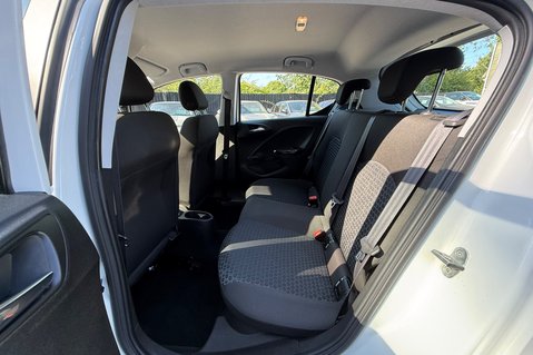 Vauxhall Corsa EXCITE AC ECOFLEX - HUGE SPEC - AIRCON - HEATED SEATS & STEERING WHEEL 25