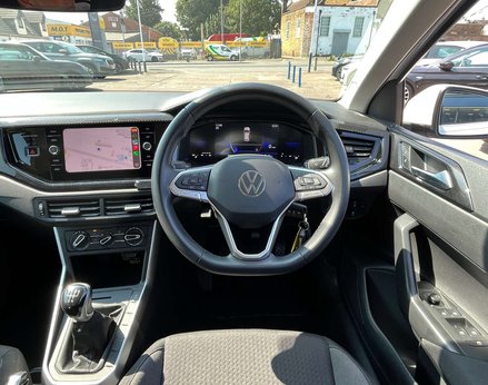 Volkswagen Polo 1.0 Polo Life 5dr 19