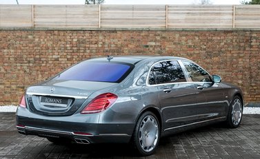 Mercedes-Benz M Class S600 39