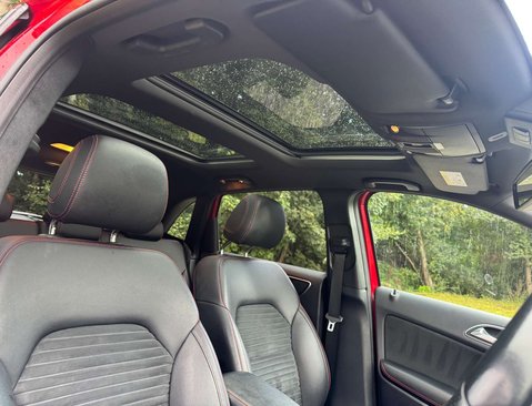 Mercedes-Benz B Class 2.1 B 200 AMG Line Premium+ D Auto 5dr 46