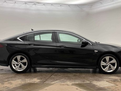 Vauxhall Insignia 1.5 Insignia SRi VX-Line Nav T 5dr 4