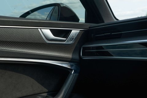 Audi RS6 Carbon Black Urban 24