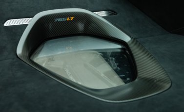 McLaren 765LT 17