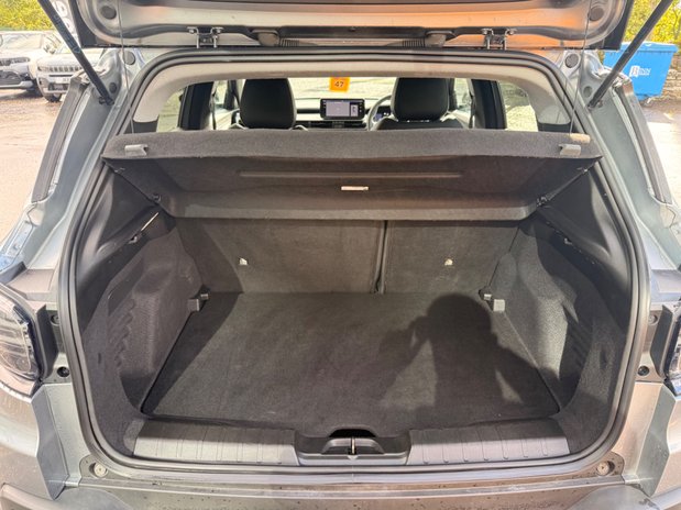 Jeep Avenger SUMMIT 11