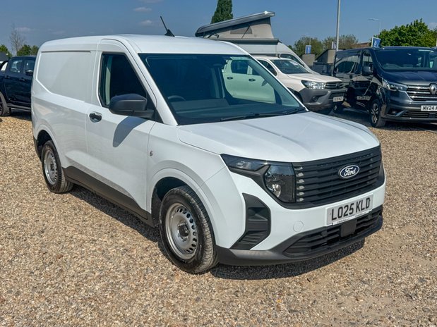 Ford Transit Courier SWB L1H1 [SOLD MM] Low Roof Leader Sensors EURO 6 NO VAT 4